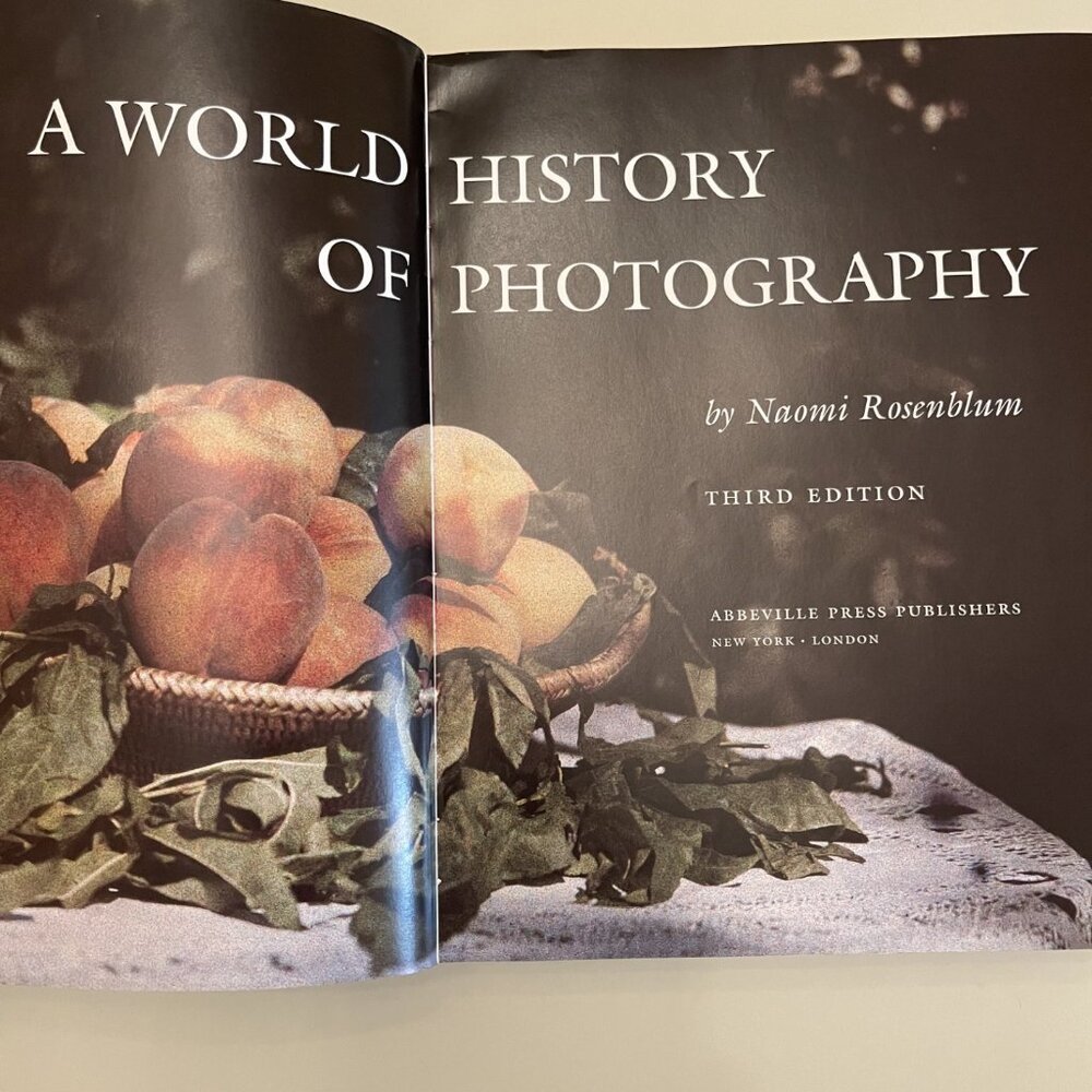 A World History of Photography, 3rd Ed Paperback By Rosenblum, Naomi - VERY GOOD